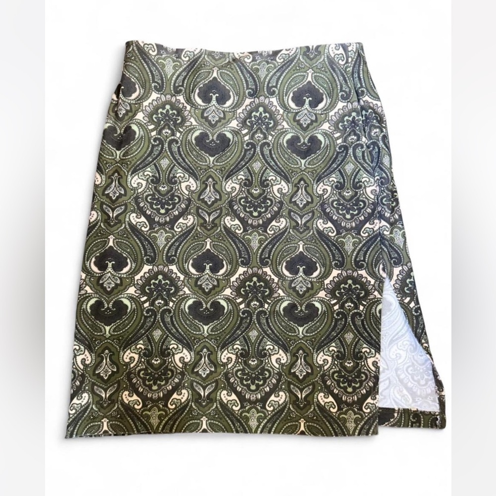 ING Green Paisley Mini Skirt with side slit